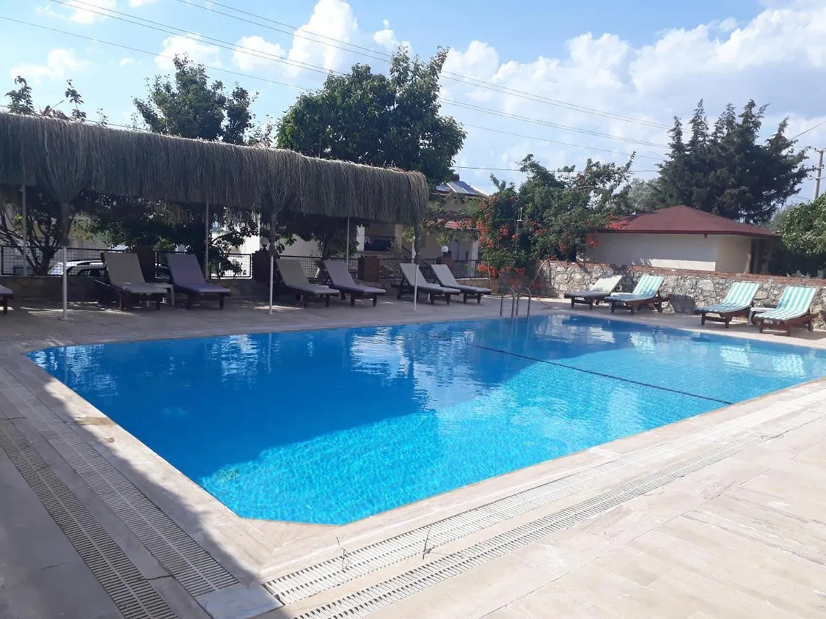 Hotel Nilsu Ολουντενίζ