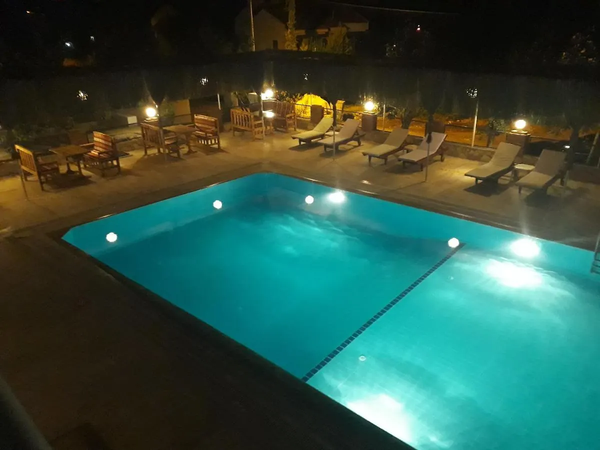 Hotel Nilsu Ölüdeniz 0*,